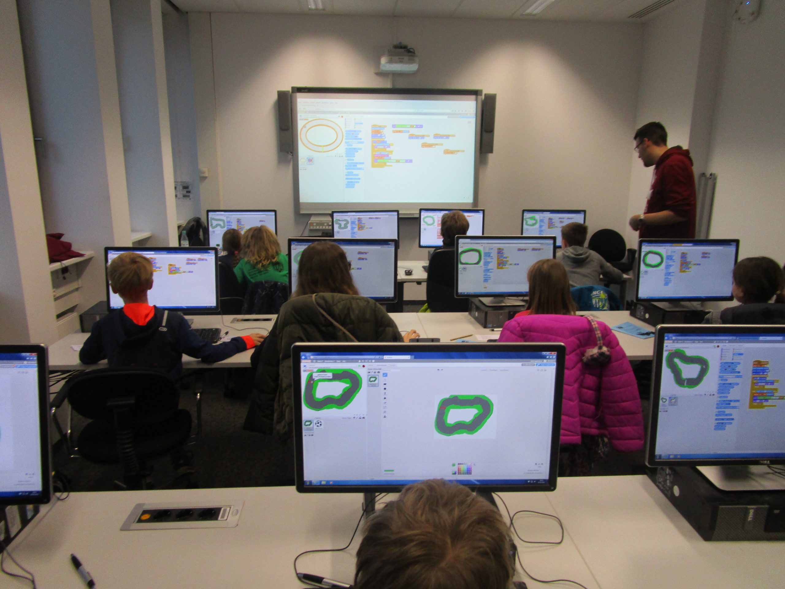 Scratch – Mit Bildern spielend programmieren lernen